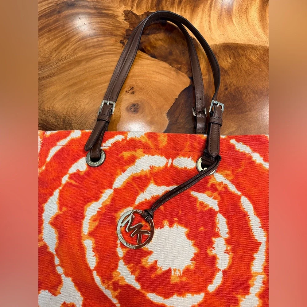 Michael Kors 🔥euc🔥 🧡michael